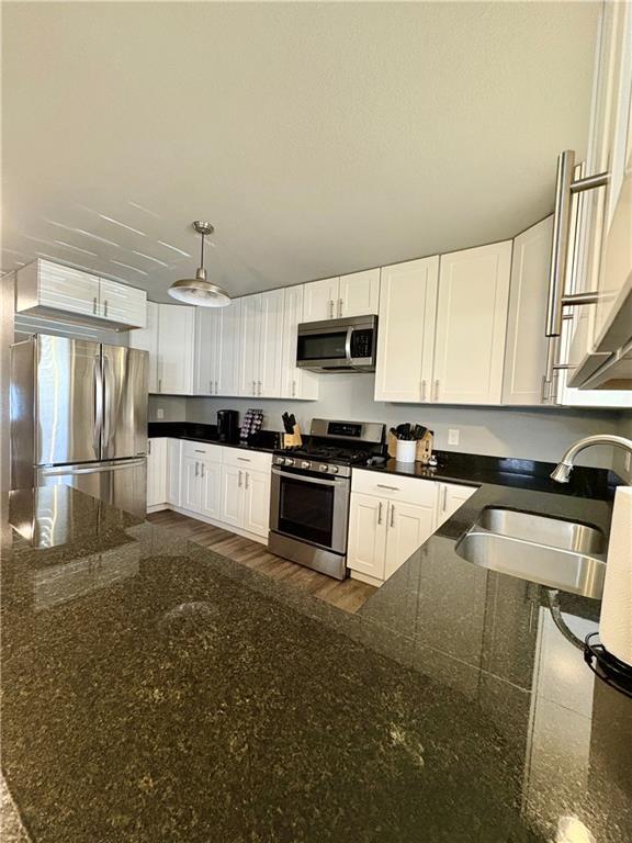 Building Photo - 810 E Central Ave