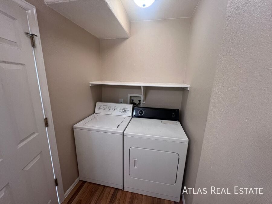 Building Photo - 3260 Capstan Way