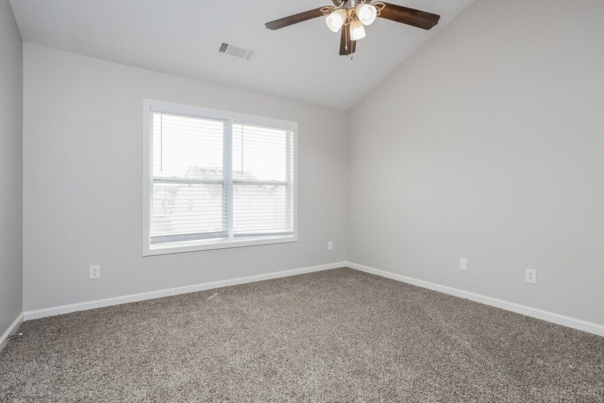 Building Photo - 231 Winterbury Dr