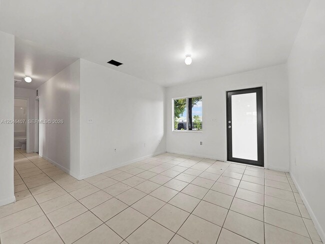 Building Photo - 26650 SW 138th Ct