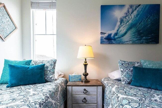 Building Photo - Upgraded everything, solar, beautiful beac...