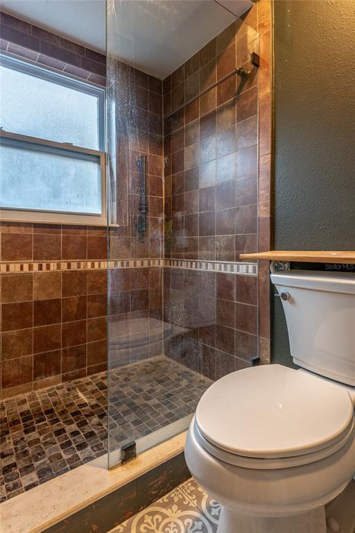 Building Photo - 518 Crestover Dr