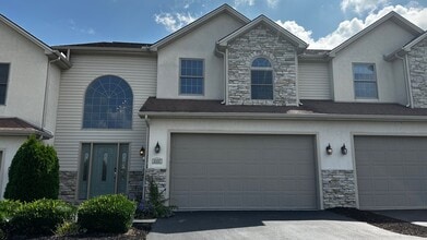 Building Photo - 2157 Bordeaux Court