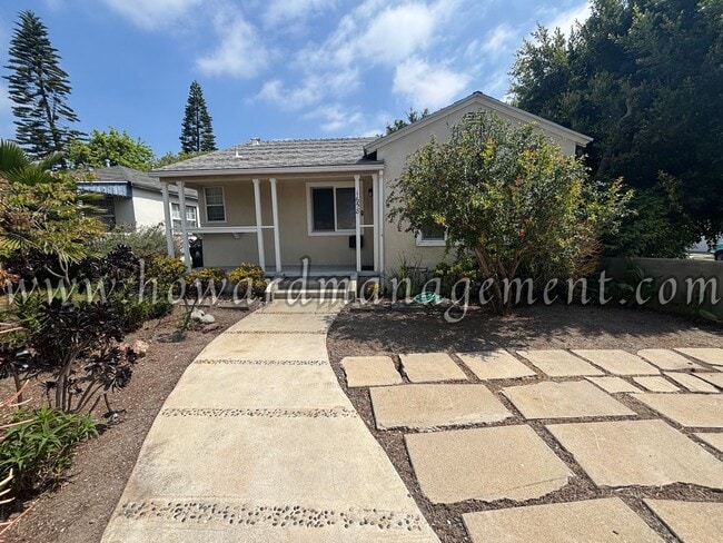 Building Photo - 01658CE