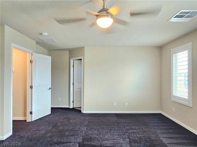 Building Photo - 8016 Carpenter Creek Ave