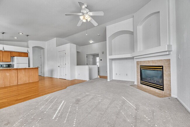 Building Photo - $2,650, 4-bed, 3-bath, 2175 sq ft ranch st...