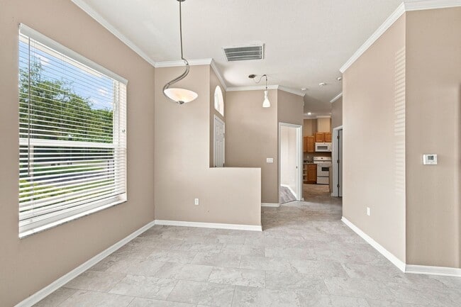 Building Photo - 7505 Wimpole Dr