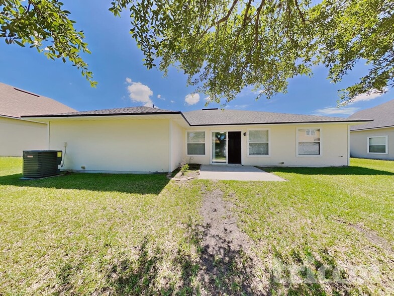 Building Photo - 984 Fox Chapel Ln