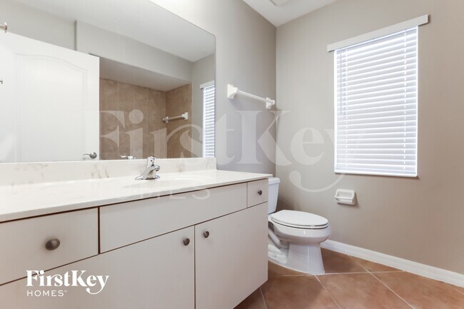 Building Photo - 7224 Sussex Ln