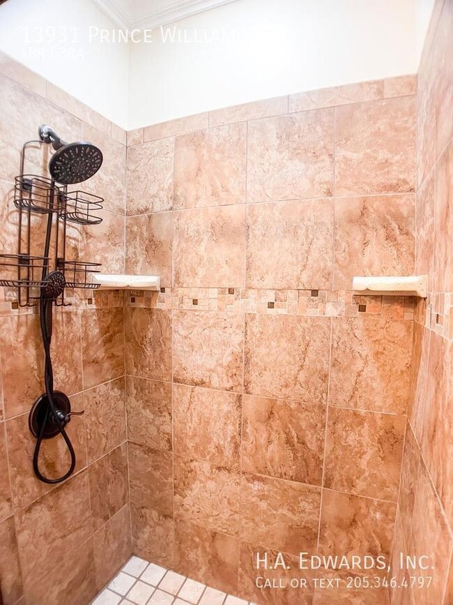 Building Photo - 13931 Prince William Way