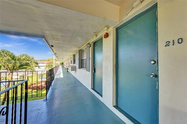 Building Photo - 7401 Pines Blvd