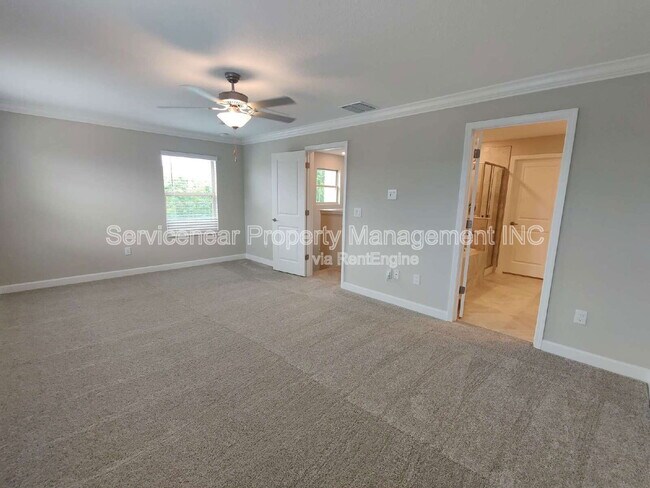 Building Photo - 23300 Willow Glen Way