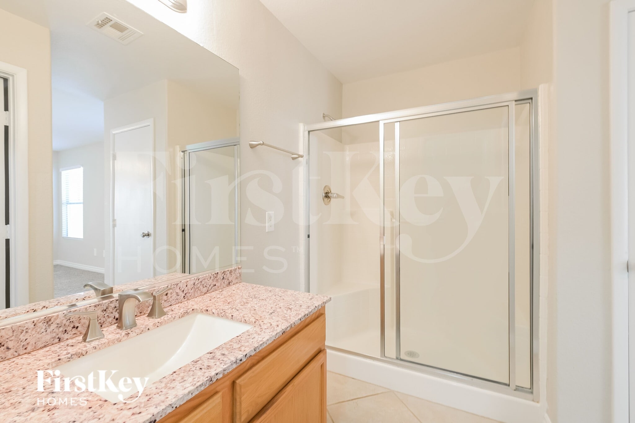 Building Photo - 692 Rising Brook Dr