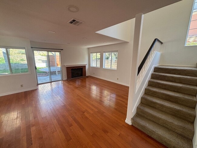 Building Photo - Spacious 3-Bedroom Stevenson Ranch Home with Downstairs Suite!