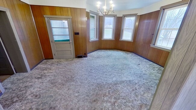 Building Photo - Cozy Single-Family Farmhouse with Rustic Character