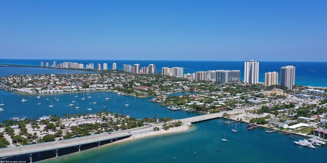 Building Photo - 1030 Sugar Sands Blvd