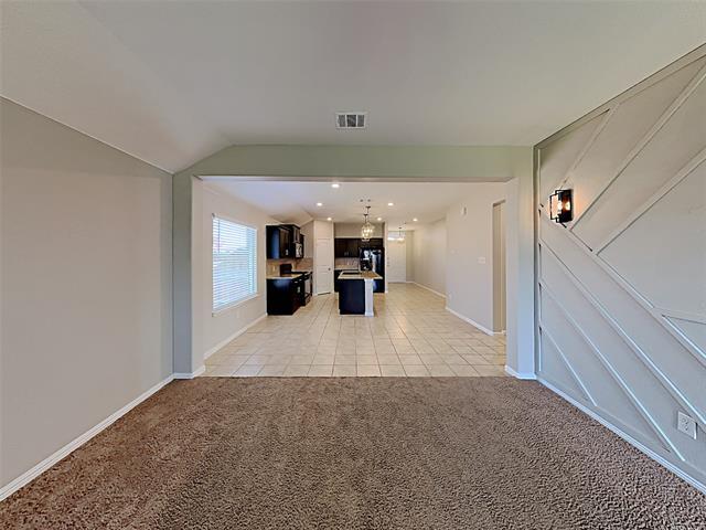 Building Photo - 900 Walls Blvd