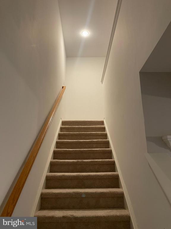 Building Photo - 310 Norwalk Way