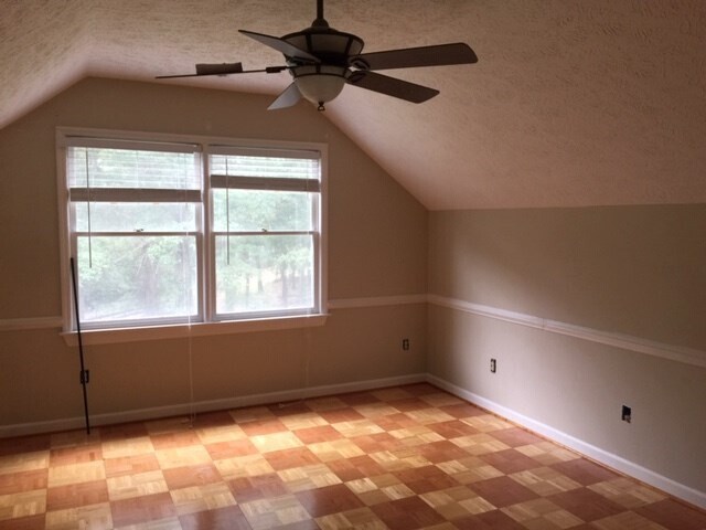 Building Photo - 184 Beaver Dam Rd