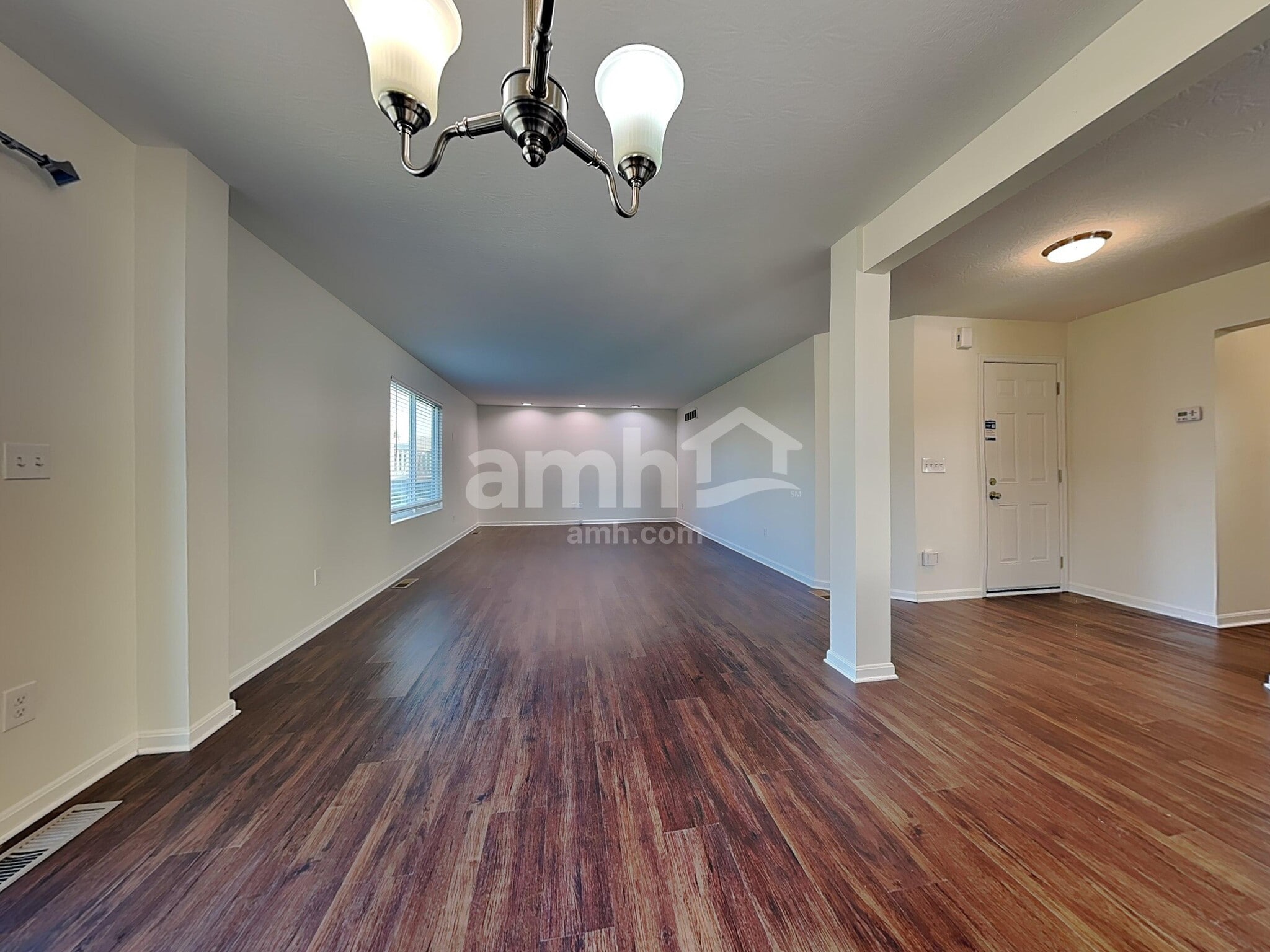 Building Photo - 10718 Anna Ln