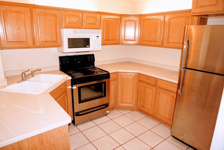 Building Photo - 330 W 700 S