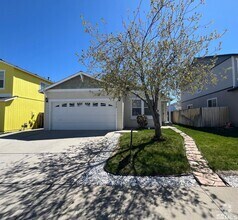 Building Photo - 9648 Autumn Leaf Way
