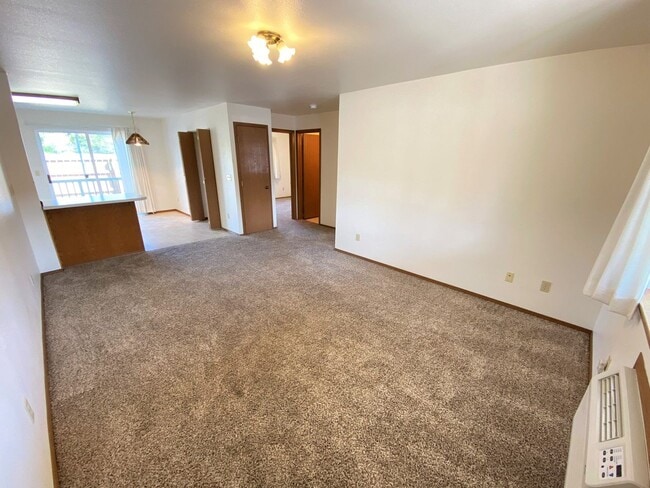 Interior Photo - Chateau Alder