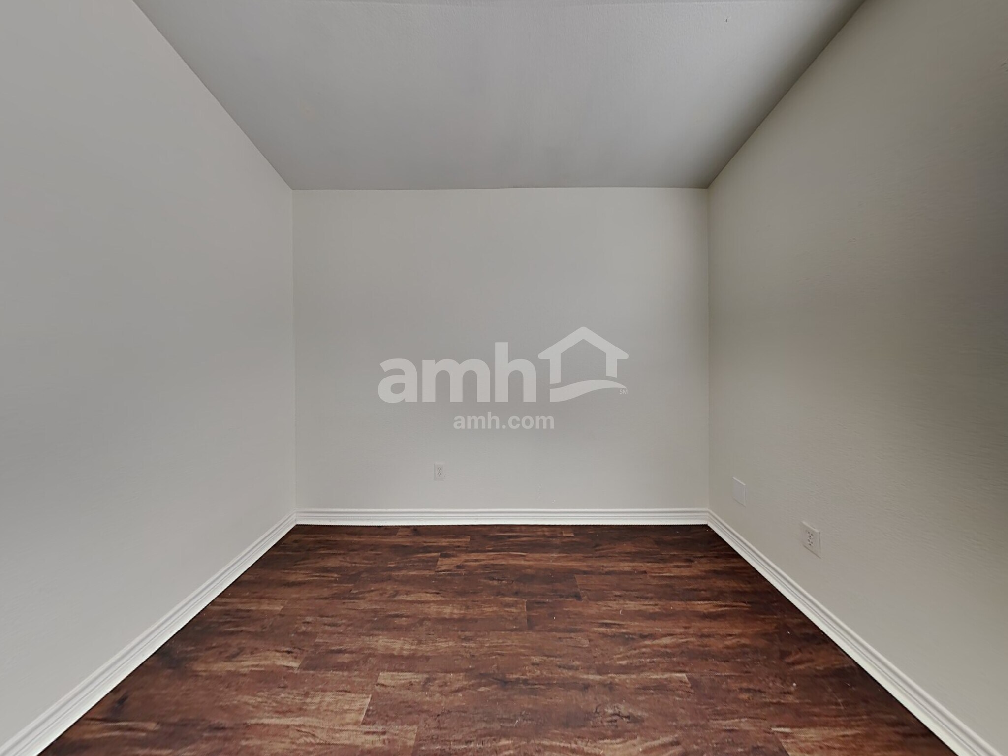 Building Photo - 5825 Stone Mountain Rd