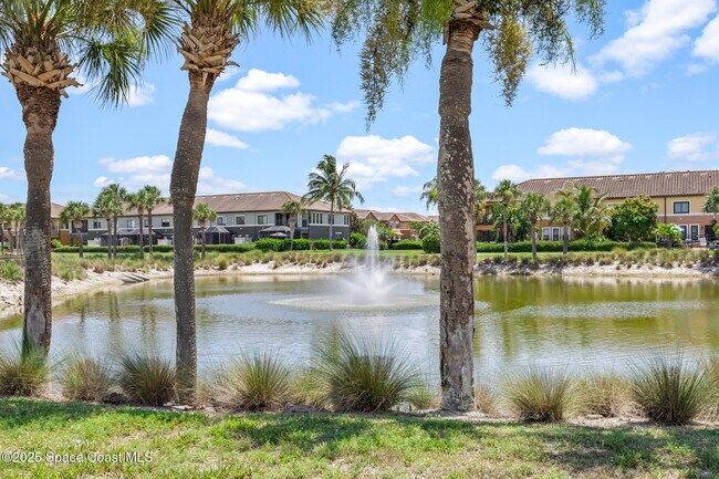 Building Photo - 739 Monterey Dr