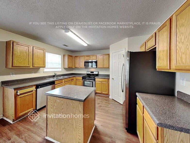 Building Photo - 4370 Mountain Roost Pkwy