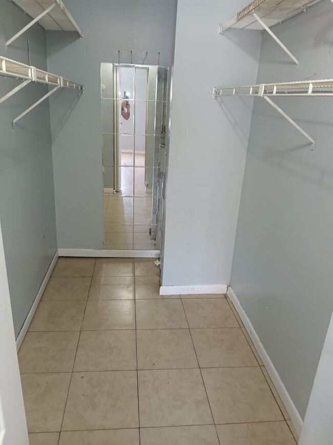 Building Photo - 5214 Via Hacienda Cir