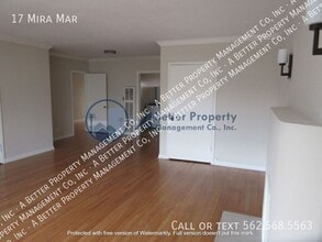 Building Photo - 17 Mira Mar Ave