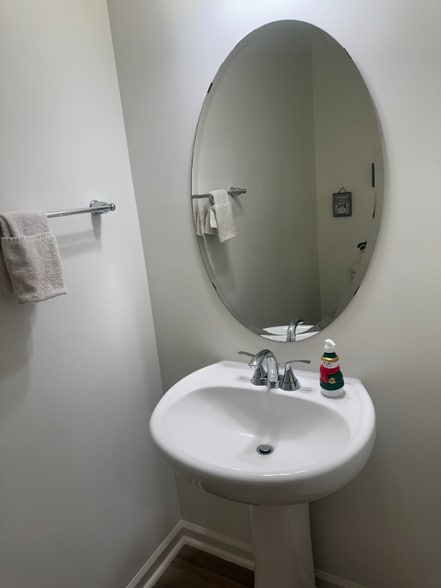 Building Photo - 3087 Spline Cir