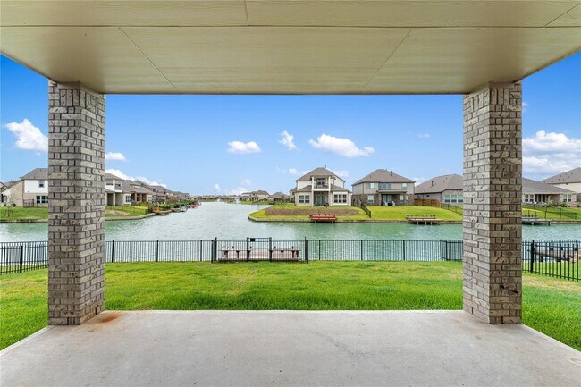 Building Photo - 3723 Lake Varano Cir