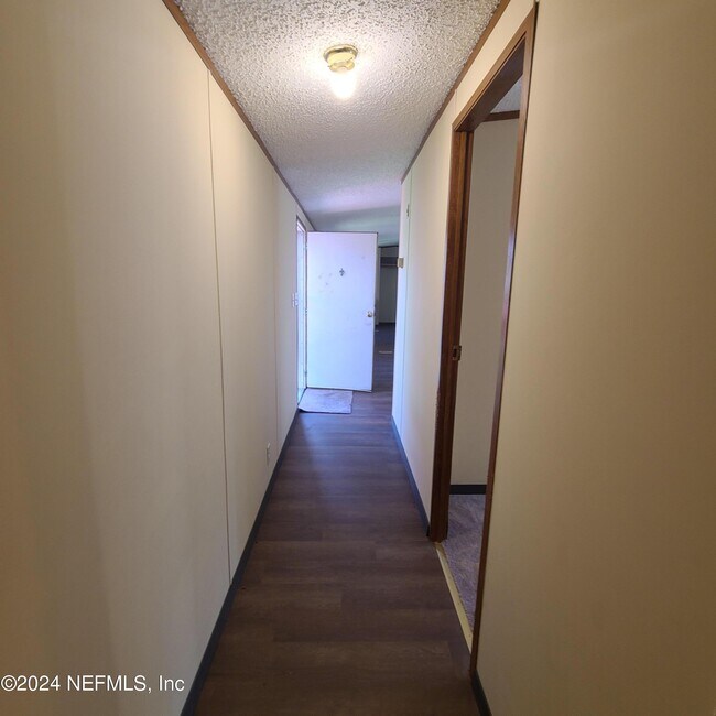Building Photo - 200 Amberjack St