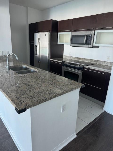 Building Photo - 951 Brickell Ave