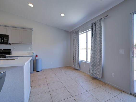 Building Photo - 47734 Mirage Way