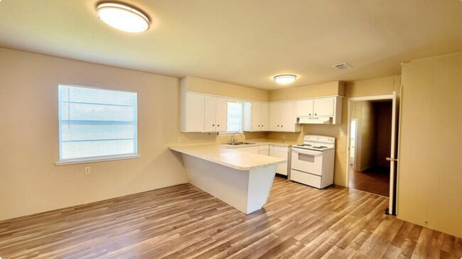 Building Photo - 4394 FM 17