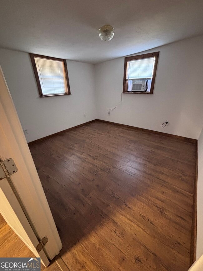 Building Photo - 44 Olympic Ln