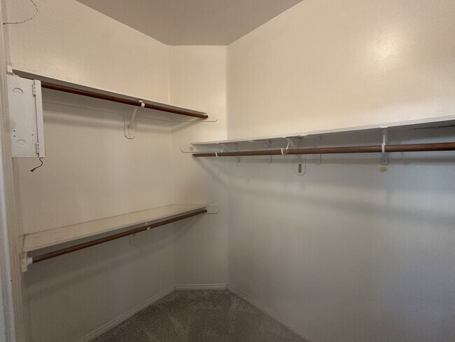 Building Photo - 11714 Morgan Hill Dr