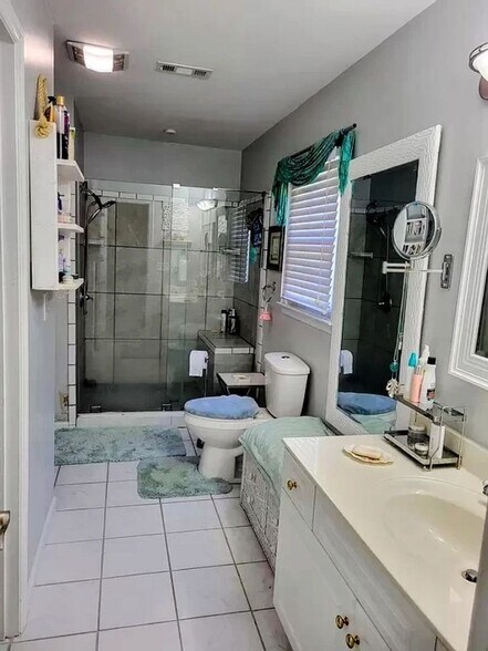 Building Photo - 85 Bridle Way