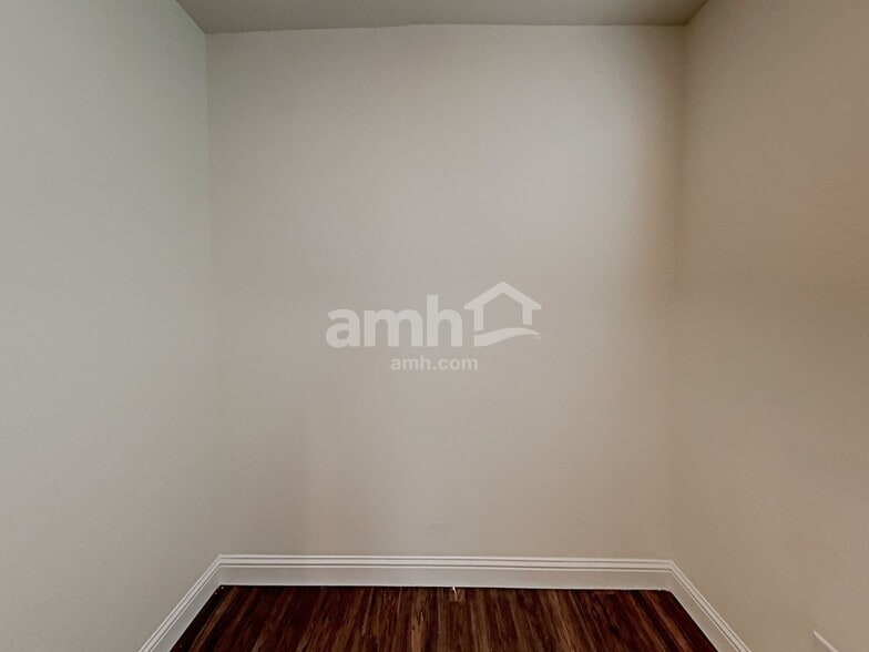 Building Photo - 707 Terrain Star Ave