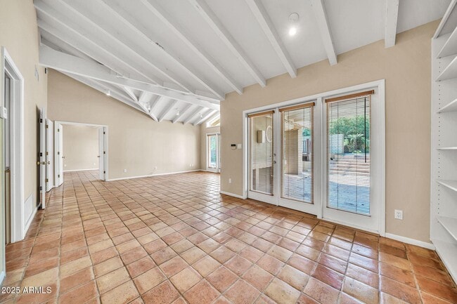 Building Photo - 4531 E Quartz Mountain Rd