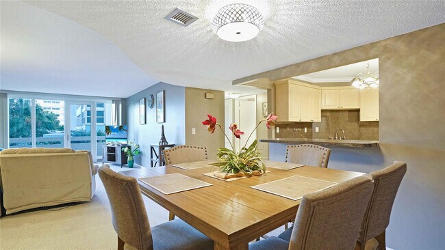 Building Photo - 4020 Galt Ocean Dr