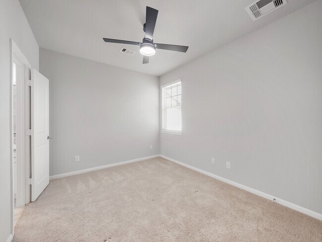 Building Photo - 5210 Pr Ter Ln