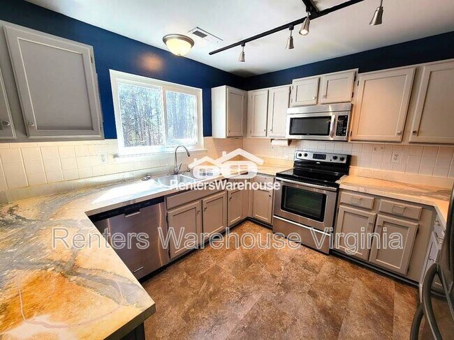 Building Photo - 2135 Sunset Maple Ln