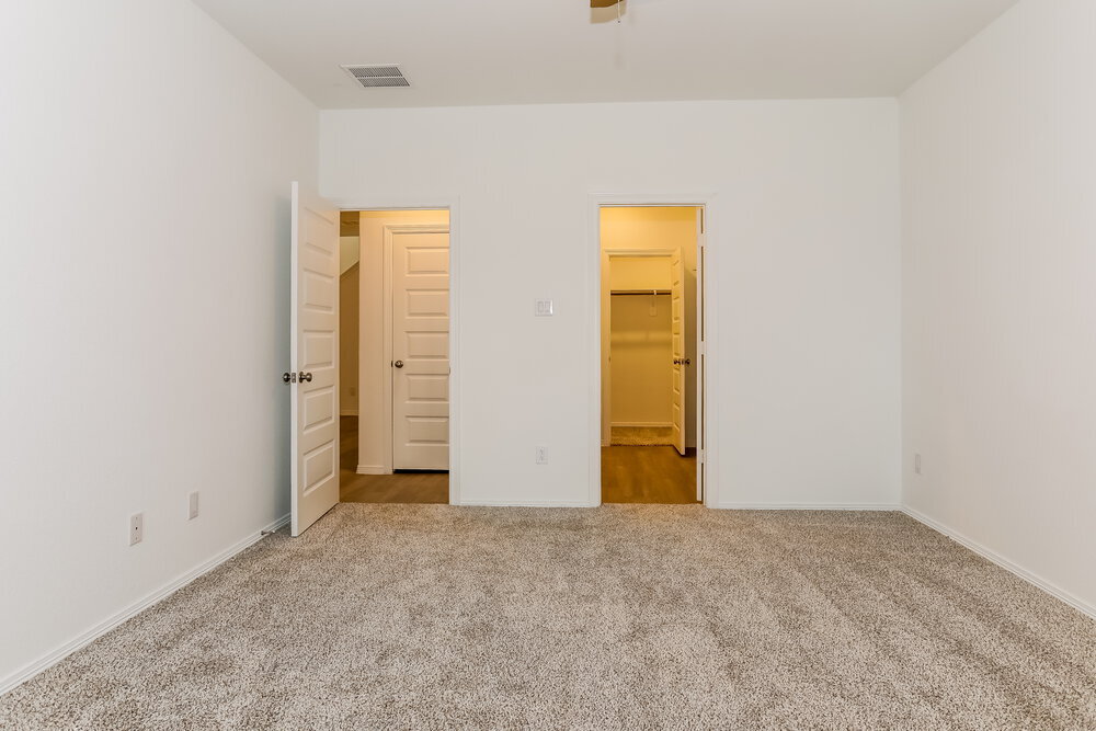 Building Photo - 16647 Spirit St