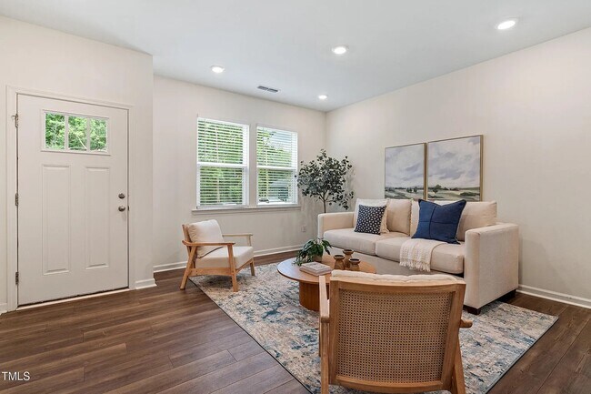 Building Photo - 441 Hacksaw Trl