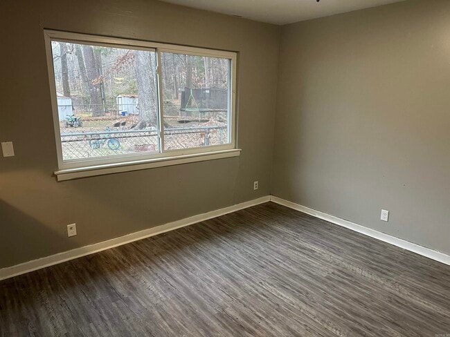 Building Photo - 6432 Tulip Rd