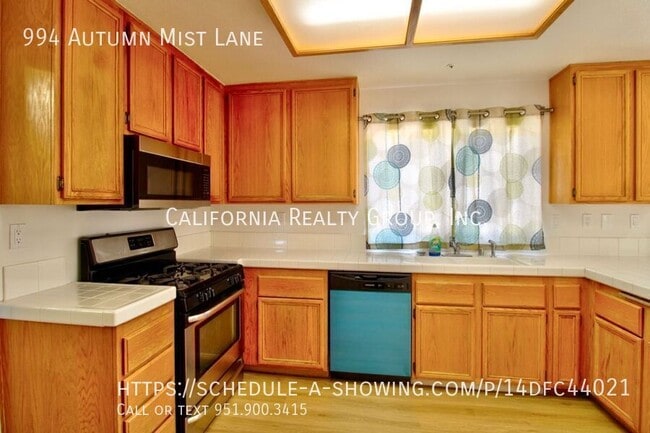 Building Photo - 994 Autumn Mist Ln